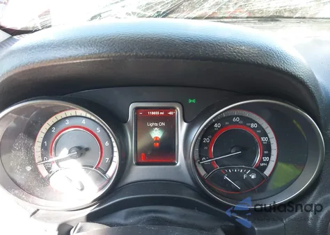 2016 Dodge Journey Crossroad Plus z USA, uszkodzony, nr VIN 3C4PDCGBXGT207164